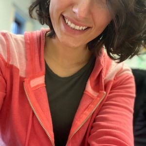 Meet your Posher, Stephanie